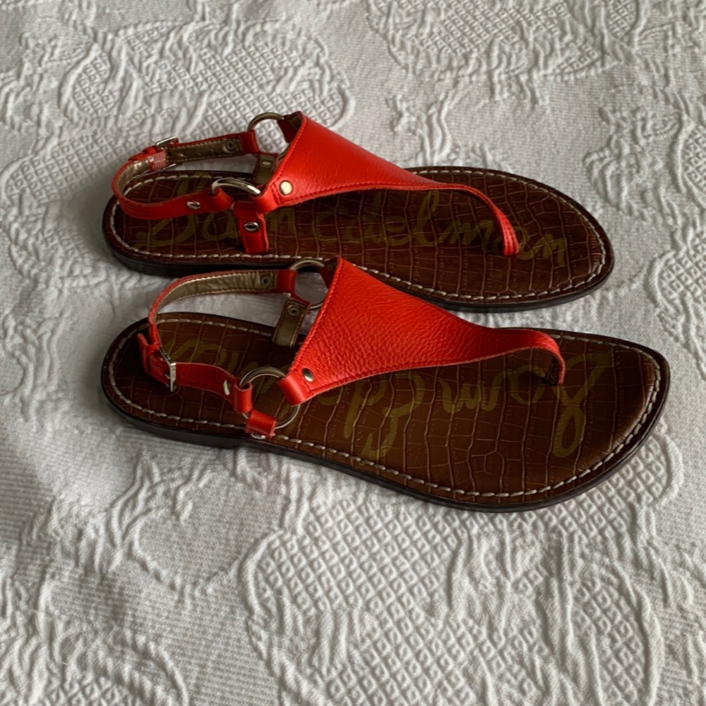 Sam Edelman leather T-Strap comfortable sandals